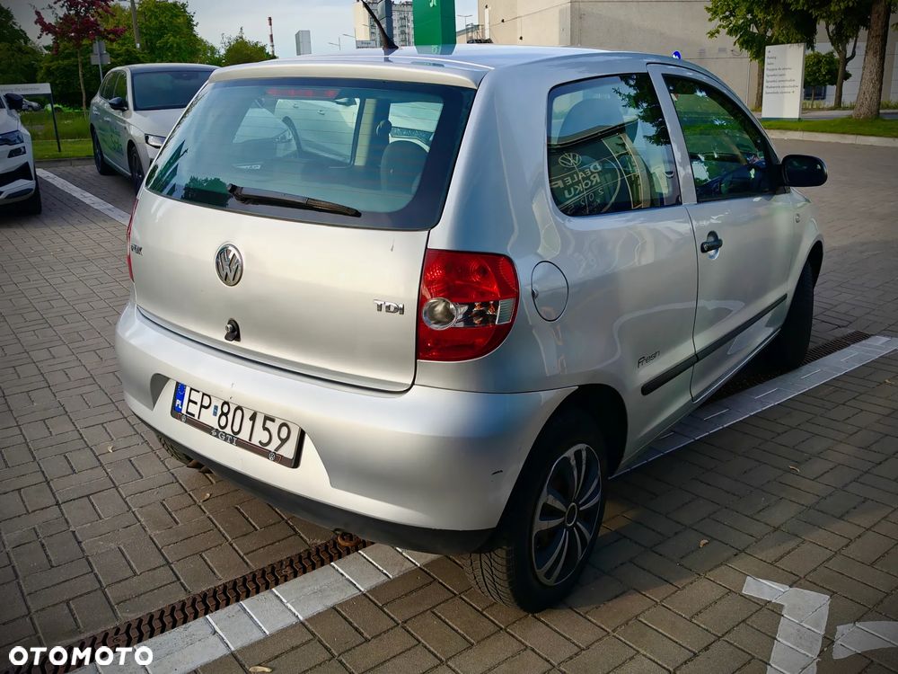 Volkswagen Fox 1.4 TDI - 4