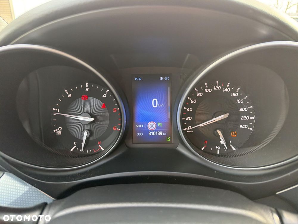 Toyota Avensis 2.0 D-4D Premium - 14