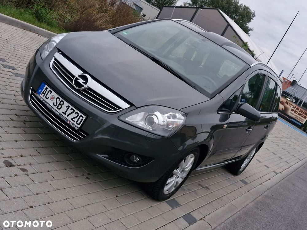Opel Zafira 1.8 Cosmo - 29