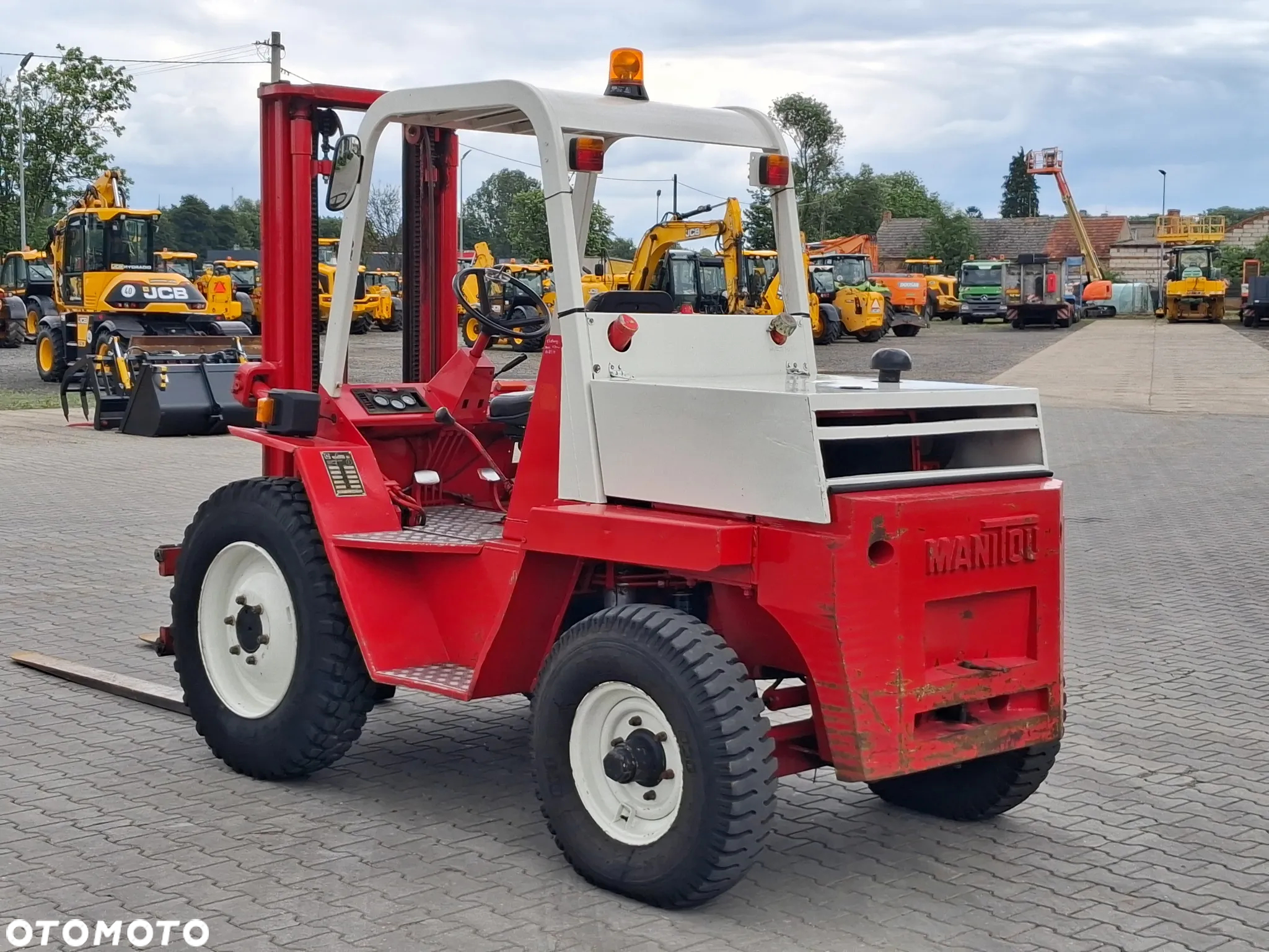 Manitou MC 25 N - 3