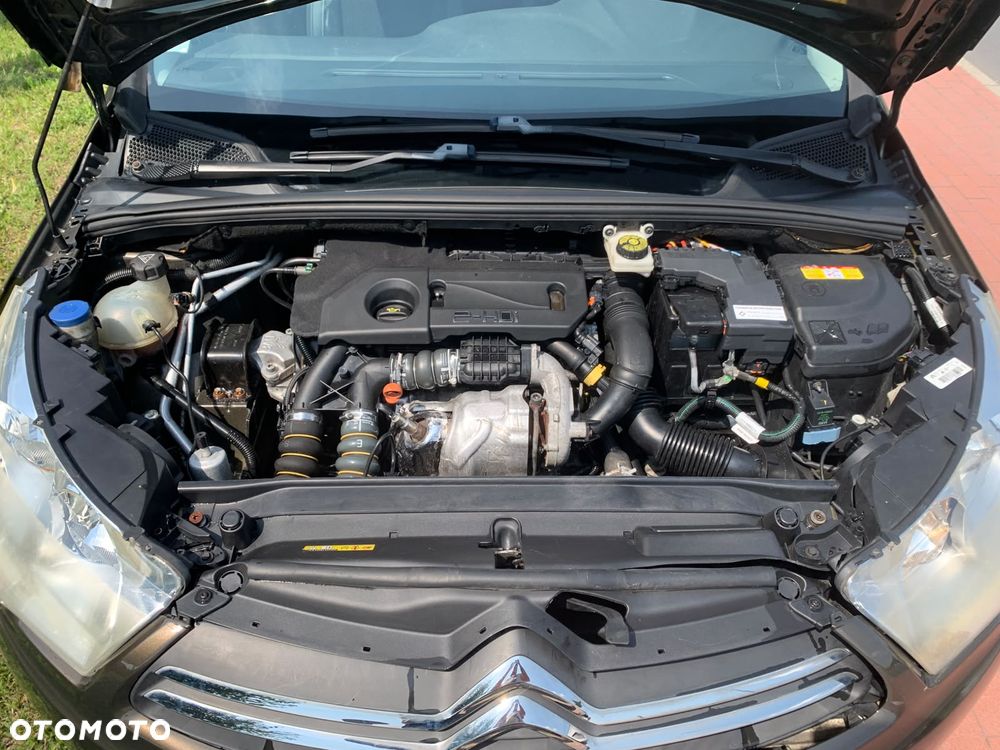 Citroën C4 1.6 HDi Exclusive - 11