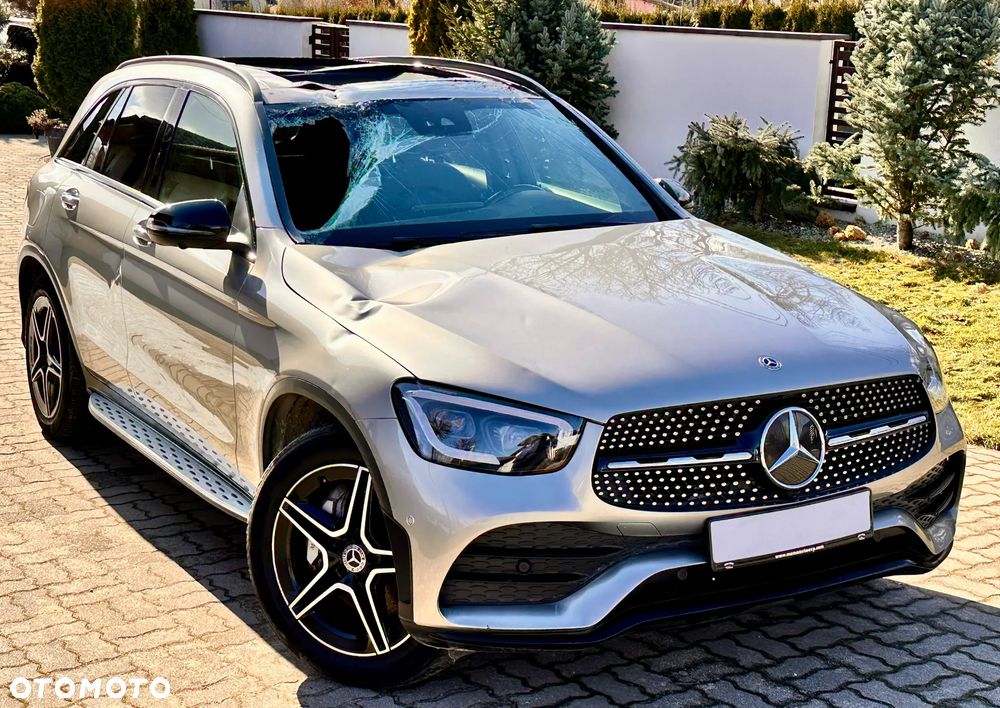 Mercedes-Benz GLC - 28