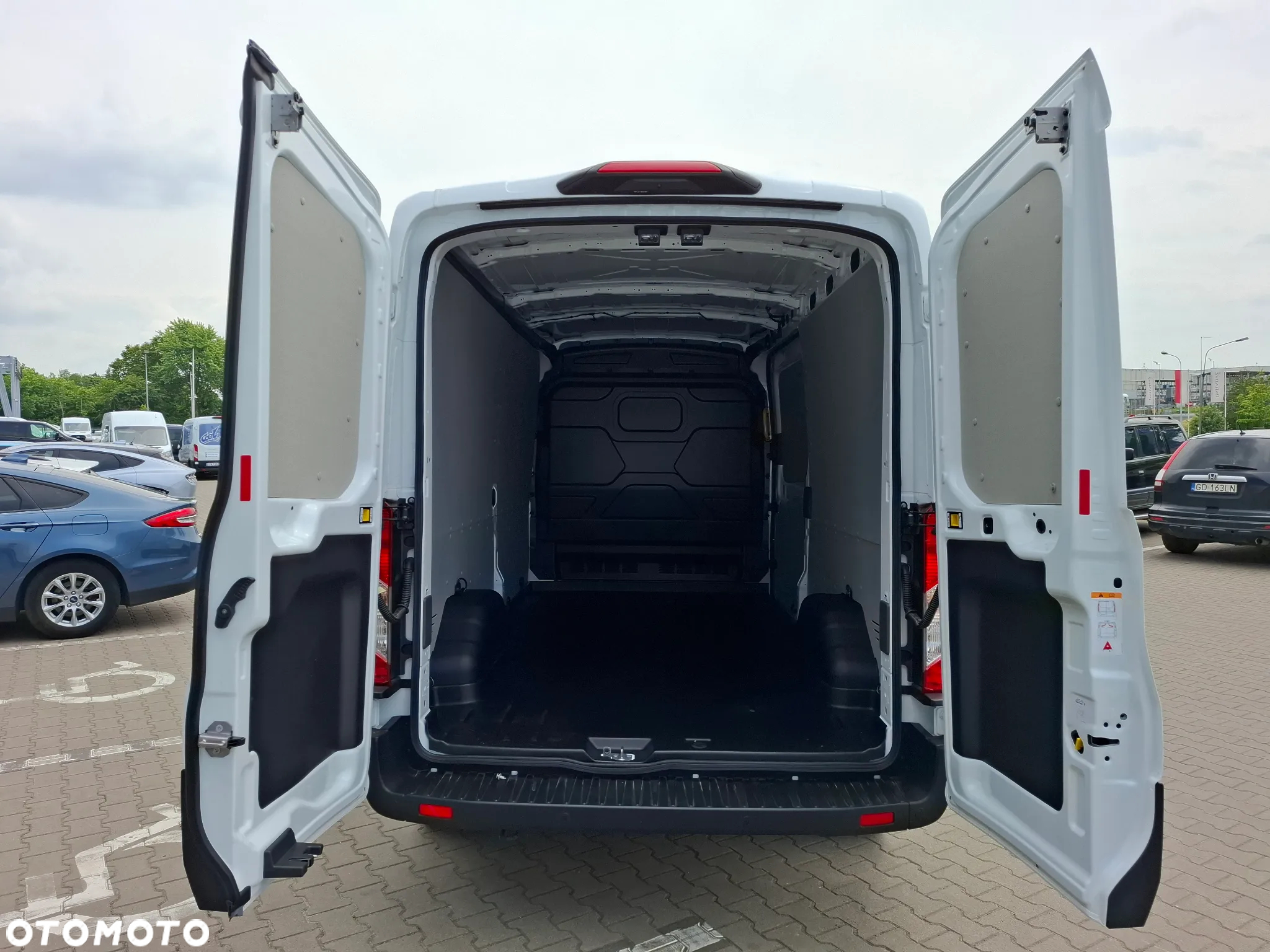 Ford Transit - 4