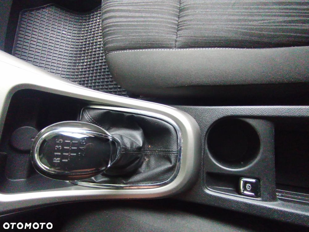 Opel Astra 1.4 Turbo Exklusiv - 14