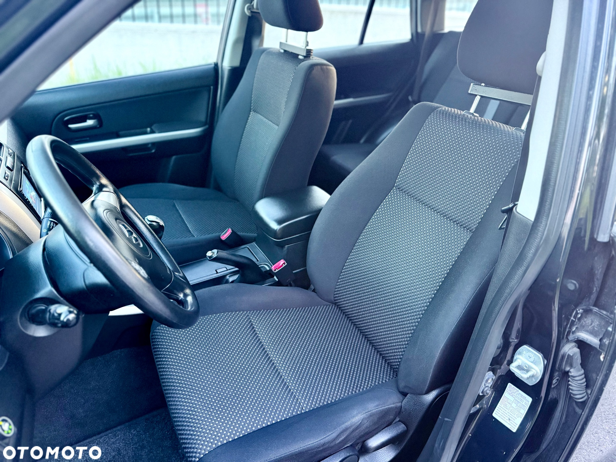 Suzuki Grand Vitara 2.0 De luxe - 7