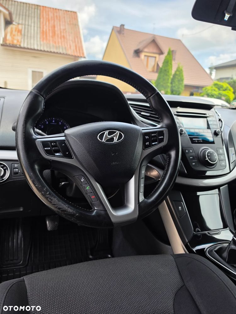 Hyundai i40 Kombi blue 1.6 Classic - 19