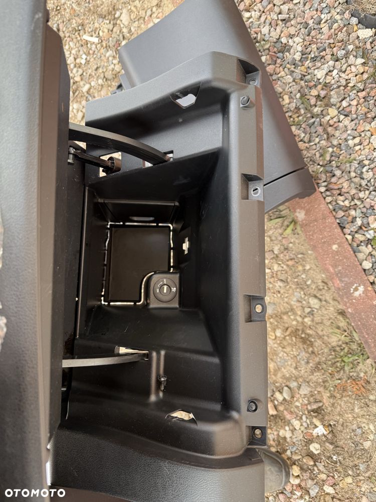 Schowek pasażera Nissan Leaf I czarny - 3