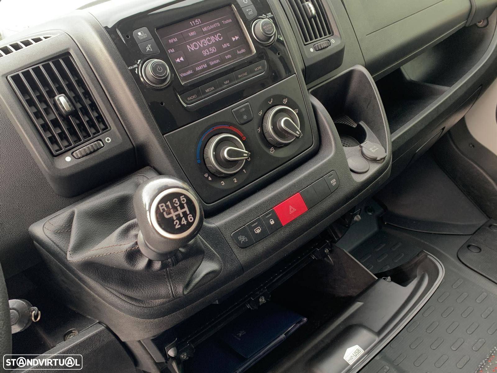 Peugeot Boxer 2.2 BlueHDi 335 L2 CD - 21