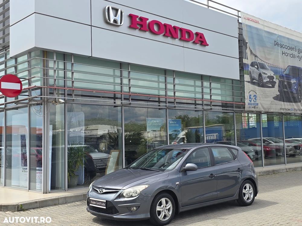 Hyundai i30 1.6 GL VM Comfort - 2