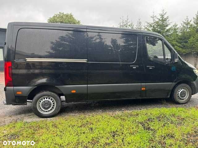 Mercedes-Benz Sprinter - 5