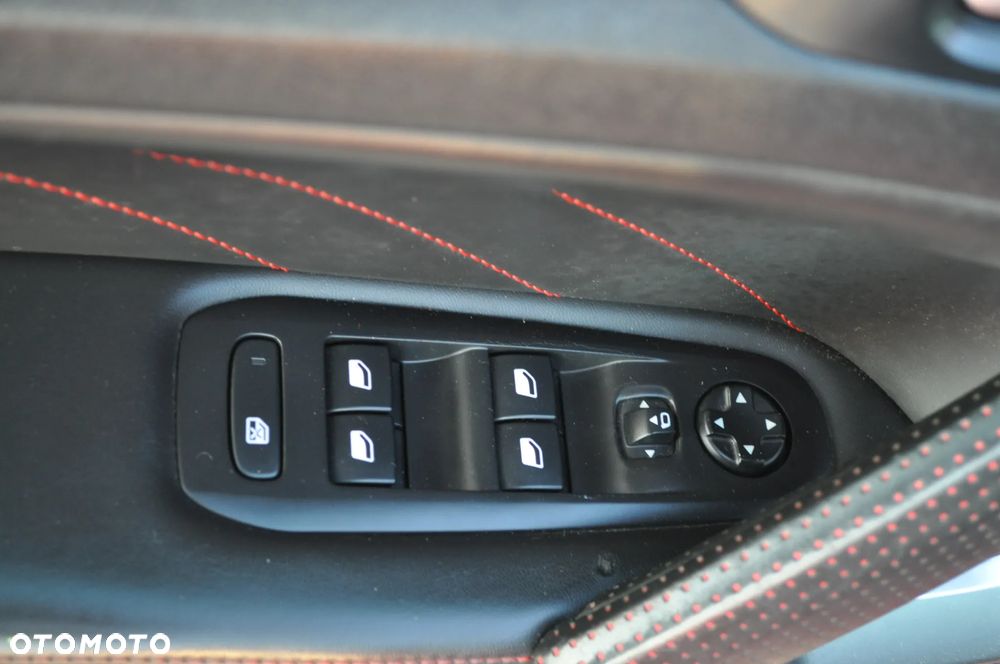 Peugeot 308 BlueHDi 150 EAT6 Stop & Start GT-Line Edition - 21