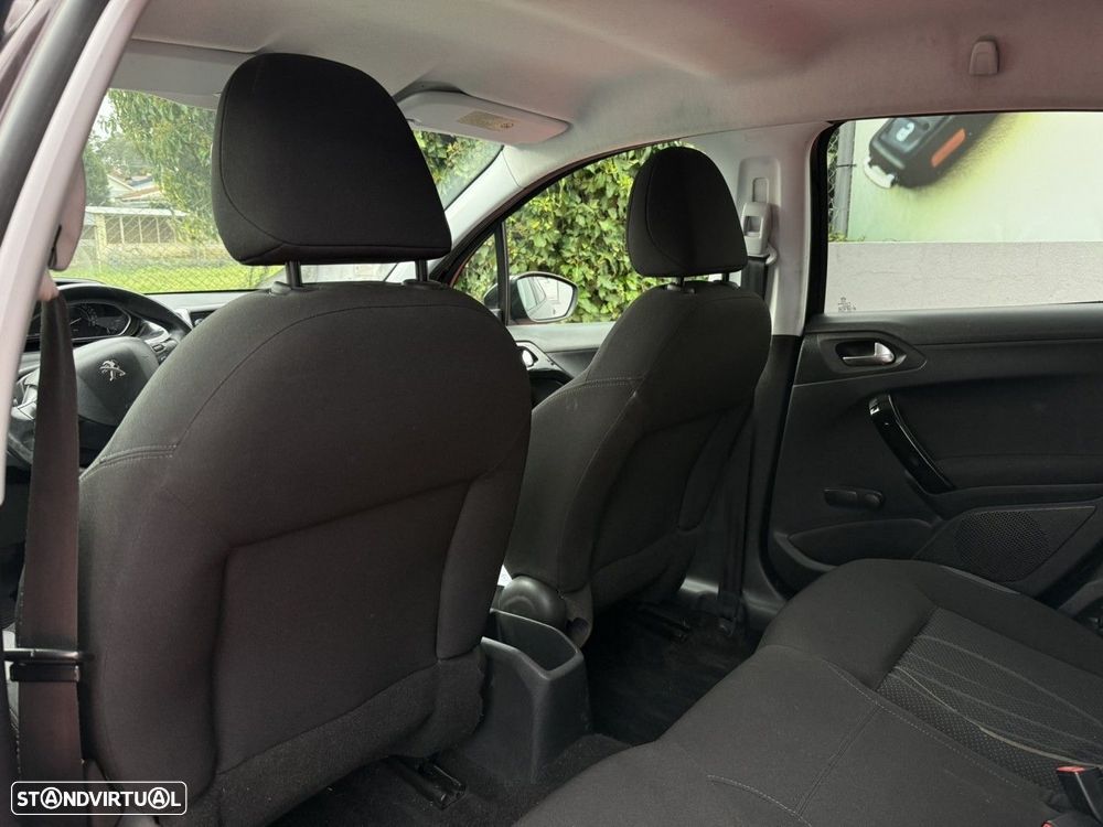 Peugeot 208 1.4 VTi Active - 15