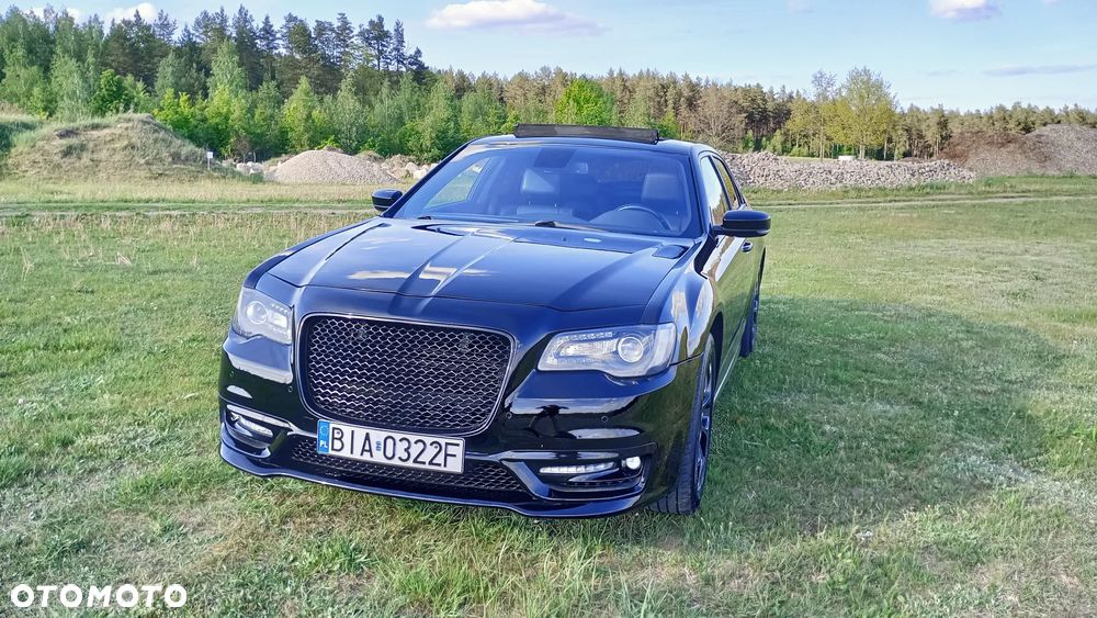 Chrysler 300s - 15