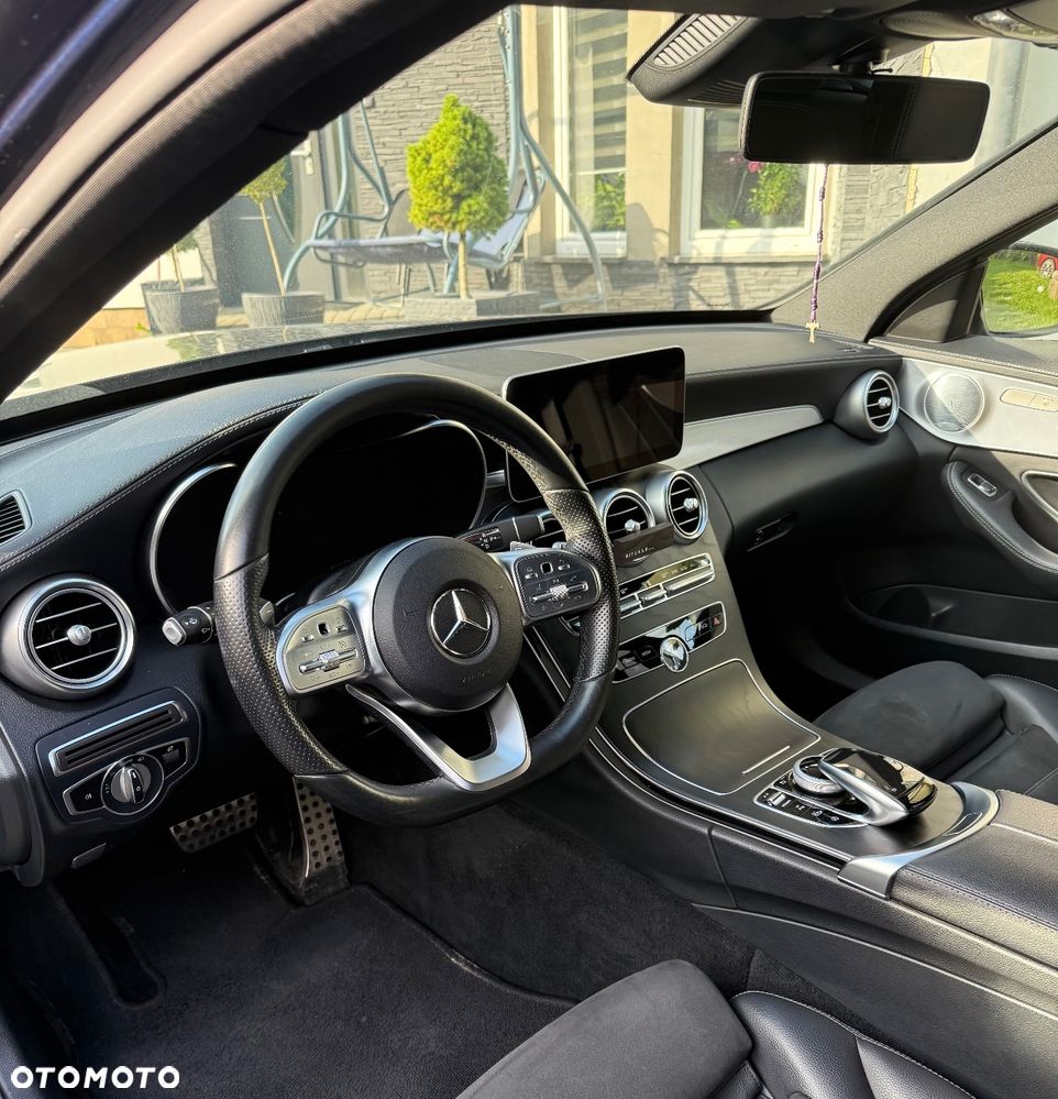 Mercedes-Benz Klasa C 220 d 4MATIC 9G-TRONIC - 29