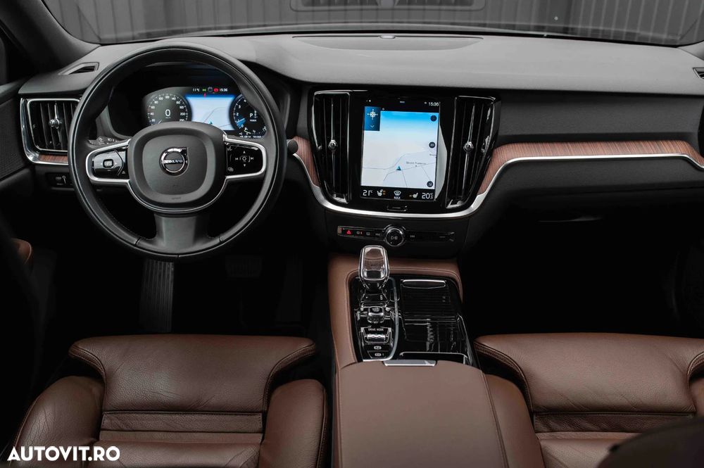 Volvo S60 T8 Recharge AWD Geartronic Inscription - 36