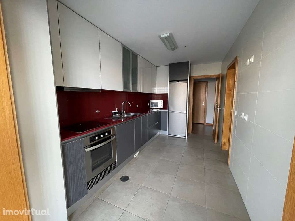 T1 Próximo do Glicínias - Grande imagem: 4/15