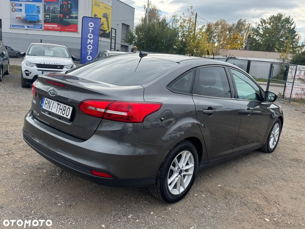 Ford Focus - 25