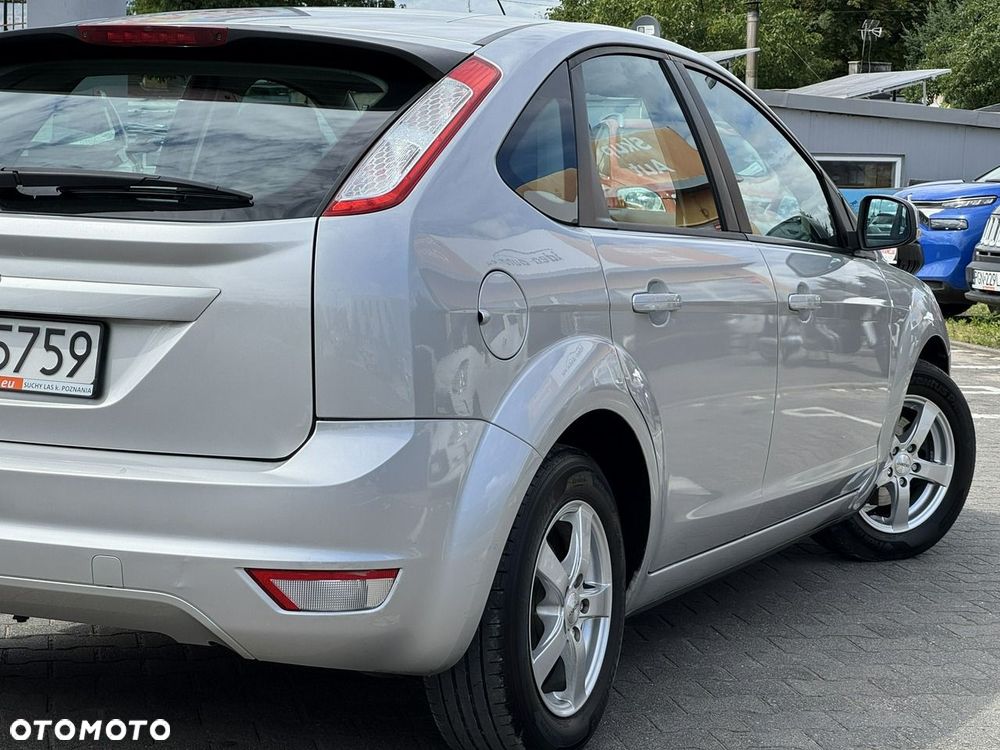 Ford Focus - 11