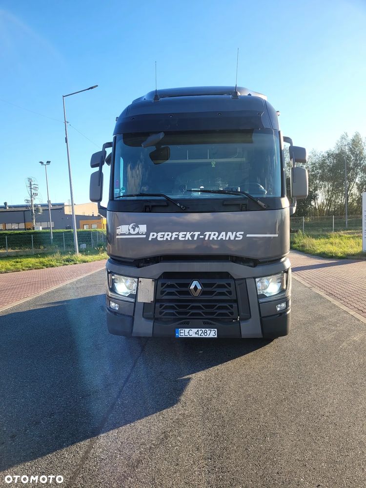 Renault T