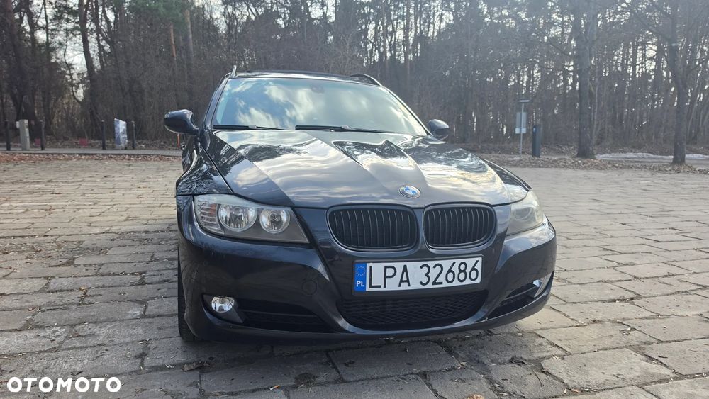 BMW Seria 3 318d - 24