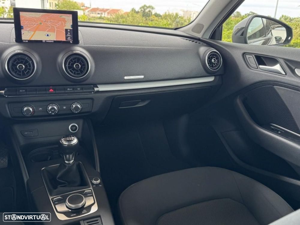 Audi A3 Sportback 2.0 TDI - 21