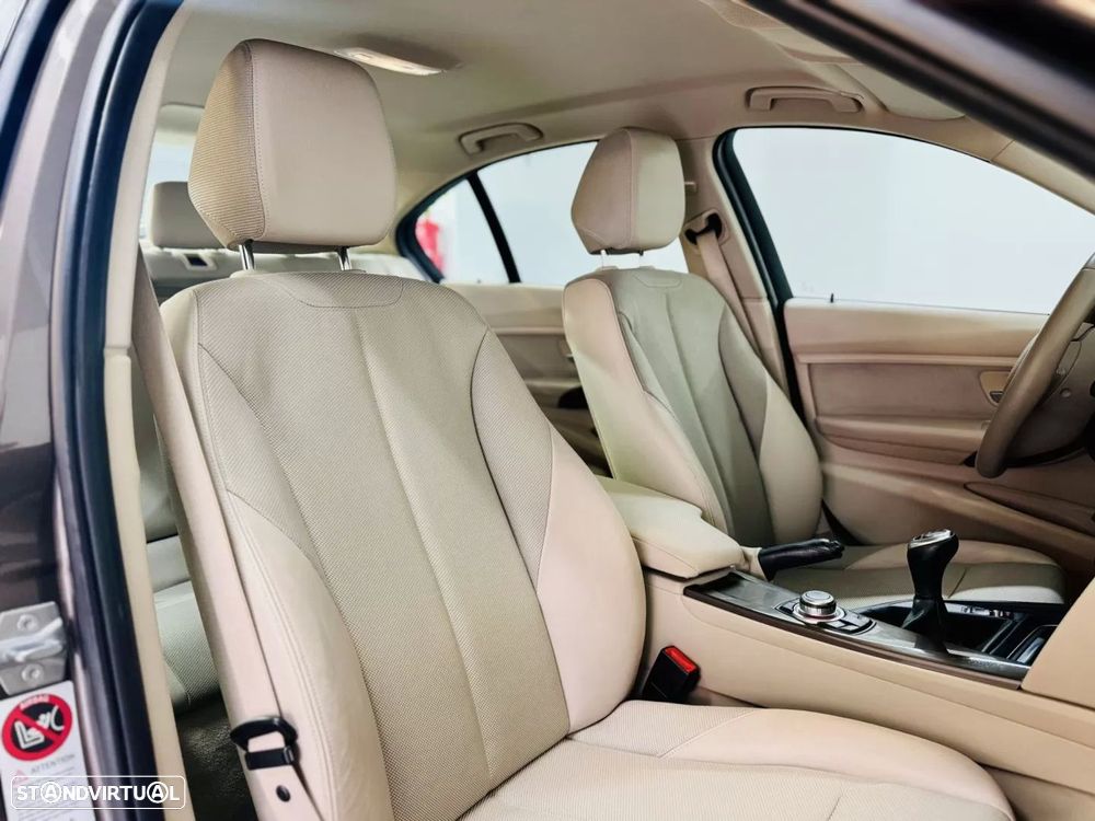 BMW 318 d Modern Line - 55