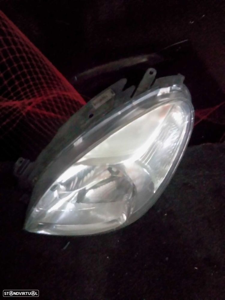 Ótica Esq Citroên Xsara Picasso (N68) - 1
