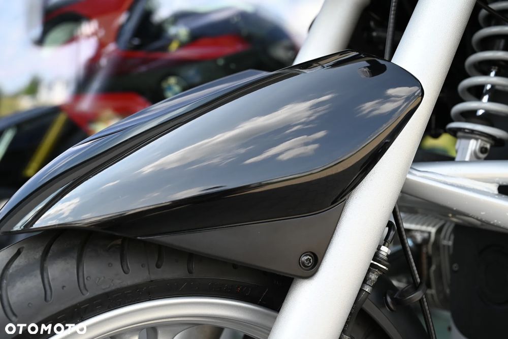 BMW R - 38