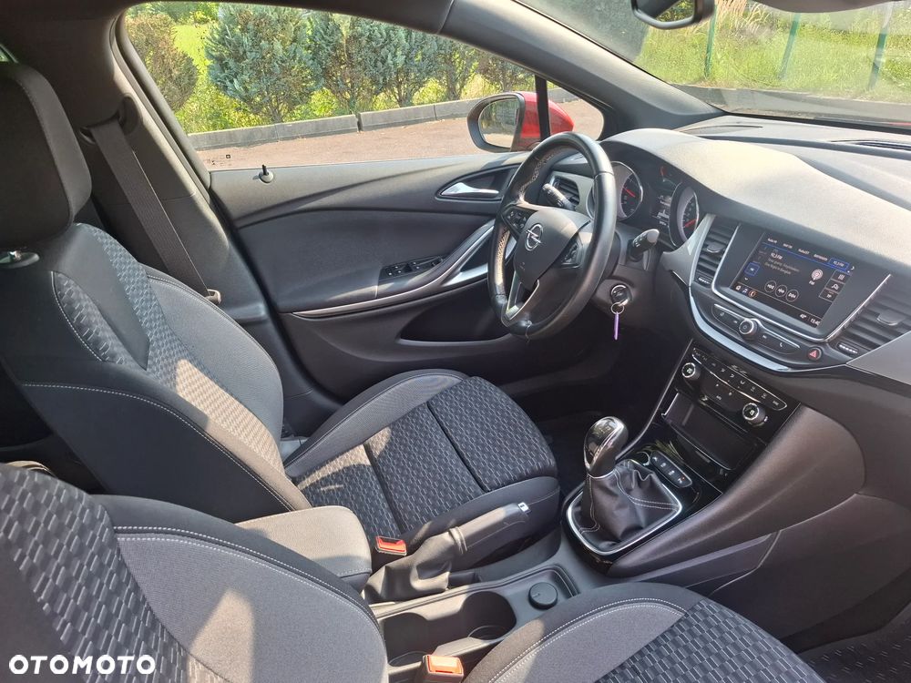 Opel Astra 1.2 T Edition S&S - 22