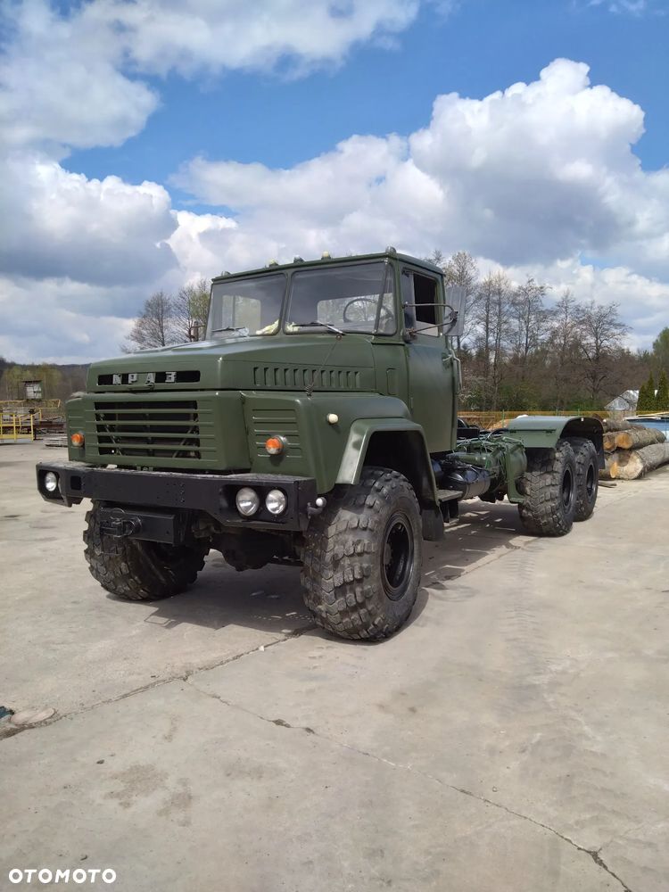 Inny KRAZ 260B - 1