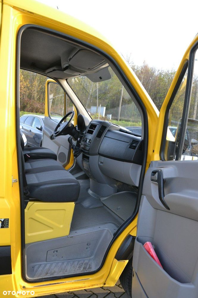 Mercedes-Benz Sprinter - 18