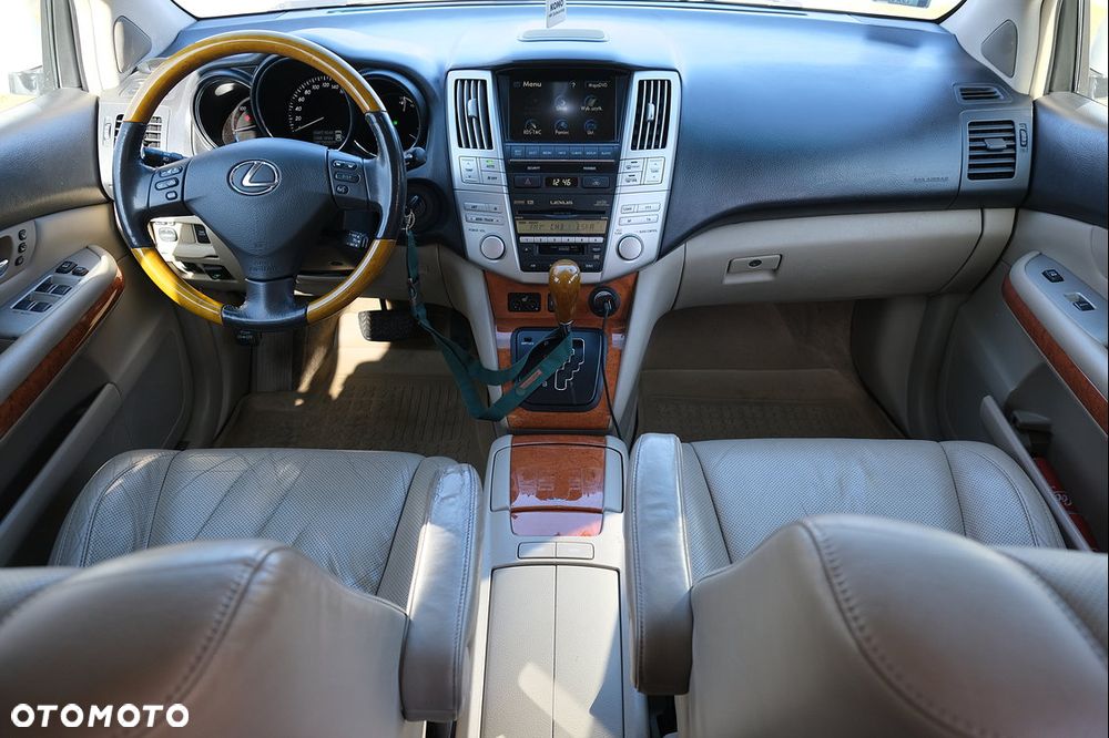 Lexus RX - 27