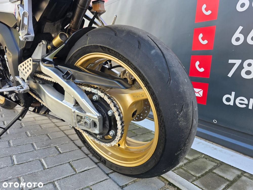 Honda CBR - 7