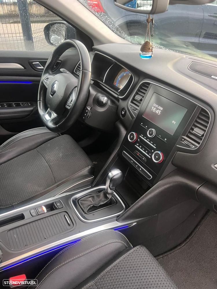 Renault Mégane Sport Tourer 1.5 dCi Bose Edition J18 - 8