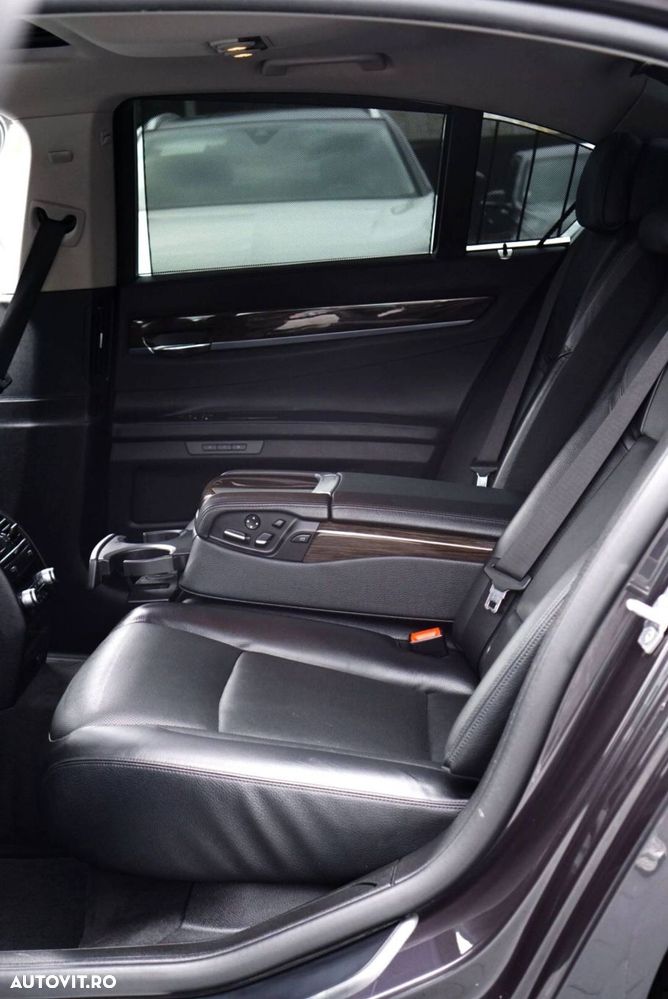 BMW Seria 7 - 6