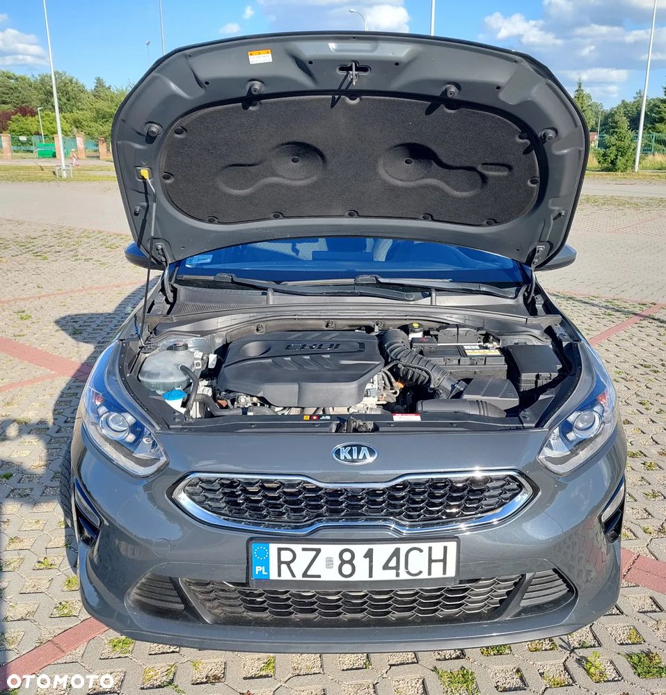 Kia Ceed 1.6 CRDi mHEV M - 10