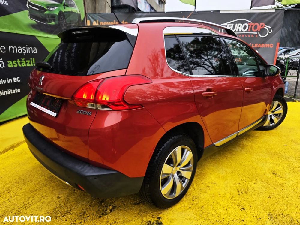 Peugeot 2008 1.2 L PureTech STT Allure - 7