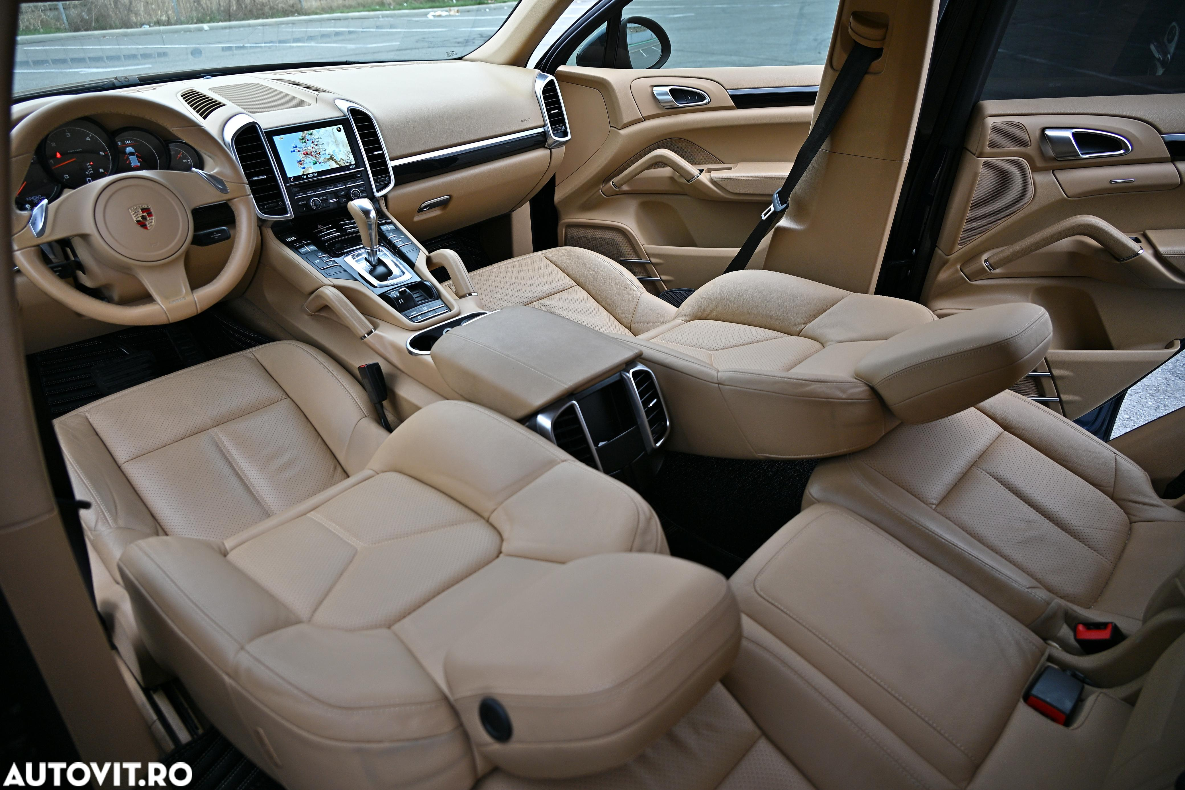 Porsche Cayenne - 3