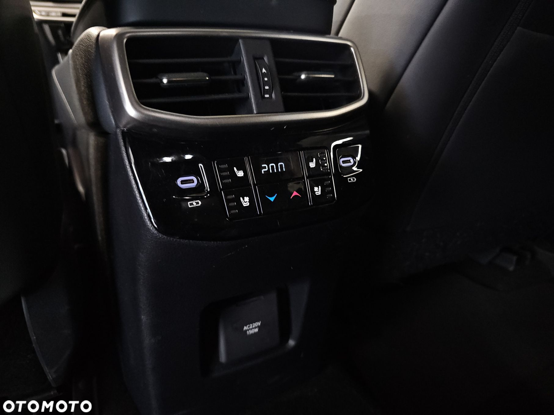Lexus RX - 12