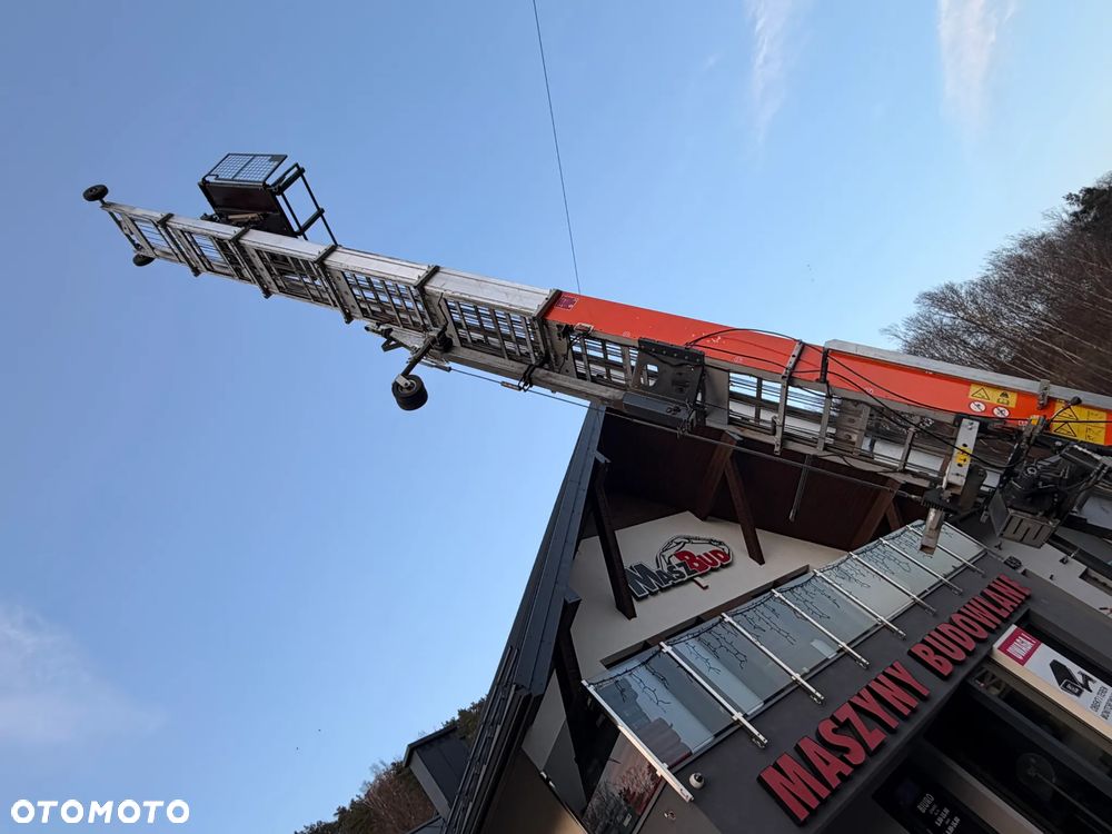 Paus Easy Big 25WH Drabina Dekarska w pełni Hydrauliczna 26 metrów. Obrotowa. 2018rok. Jak Nówka z salonu. praktycznie zerowy przebieg! Odpala na kluczyk. Silnik Honda. Serwisy w Dekra do Końca. Sprowadzona z Komuny Norweskiej. Wielka Okazja. Dokumenty do rejestracji. Dodatkowe sterowanie z góry. Nowy model - 40