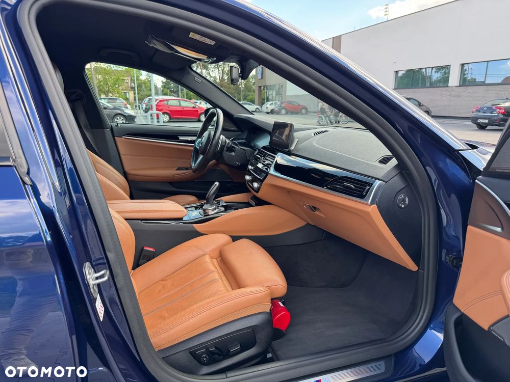 BMW Seria 5 530i xDrive - 21