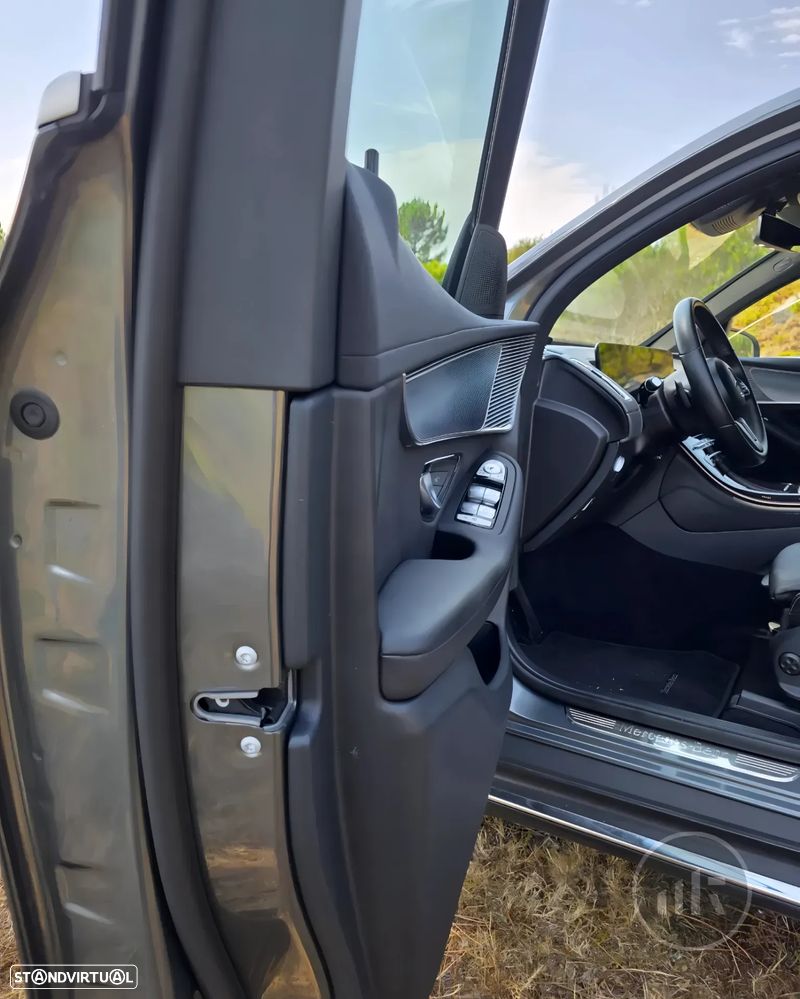 Mercedes-Benz EQC 400 4Matic - 23