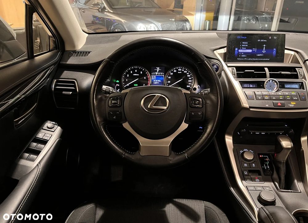 Lexus NX 300h Business Line - 9
