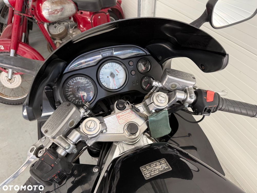 Honda RC - 8