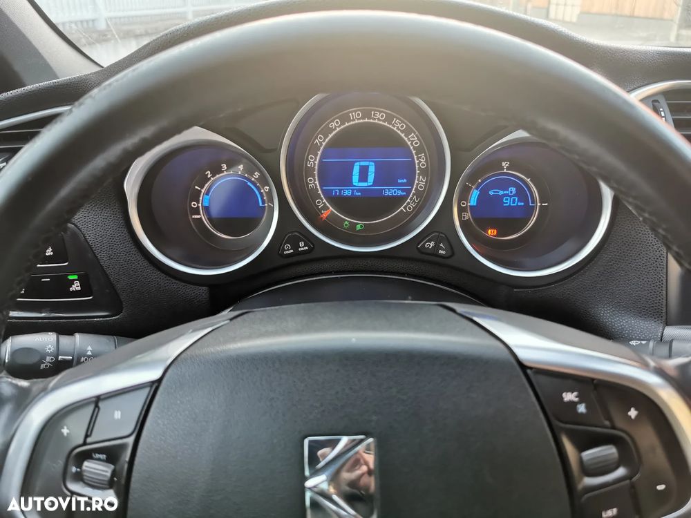 Citroën DS4 BlueHDi 150 S&S Limited Edition 1955 - 11