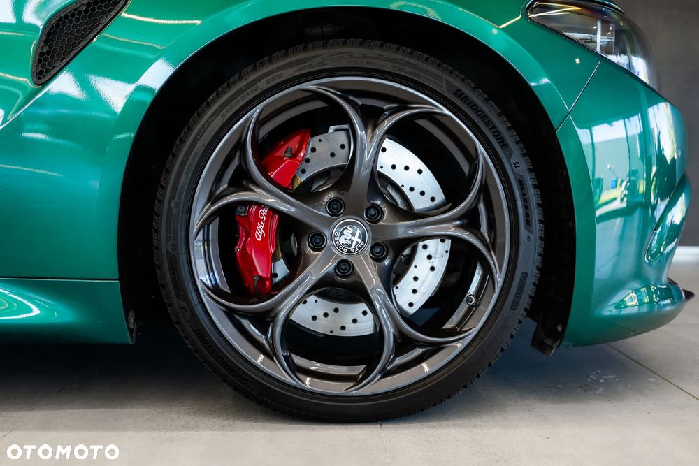 Alfa Romeo Giulia 2.9 Bi Turbo V6 Quadrifoglio - 37