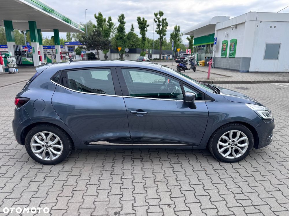 Renault Clio - 5