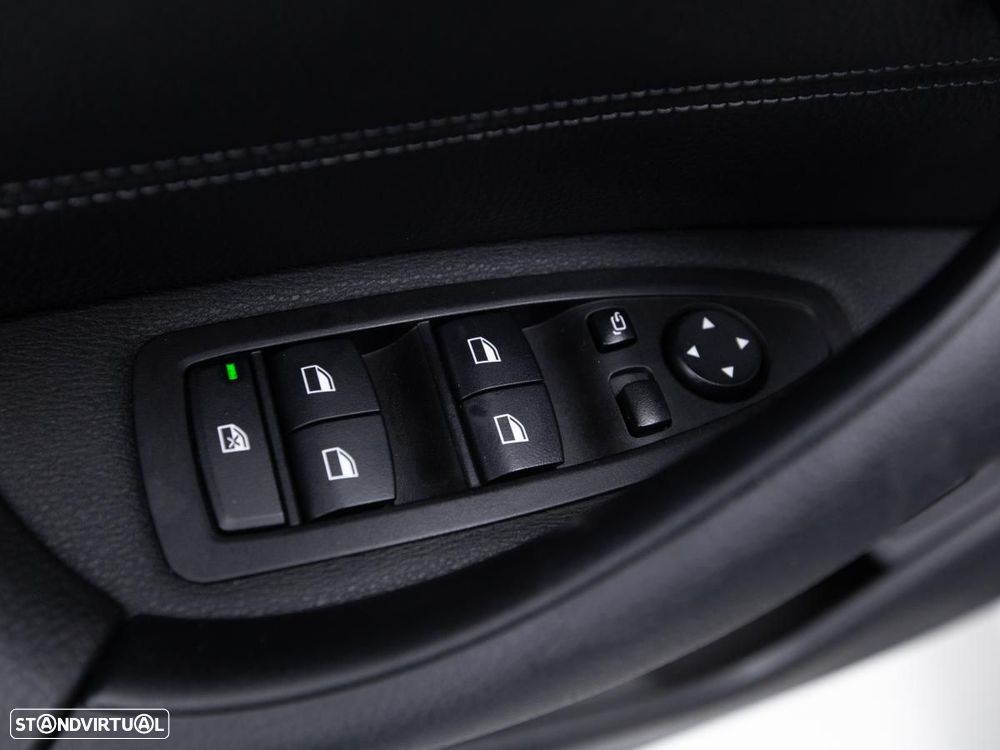 BMW X1 16 d sDrive xLine Auto - 15