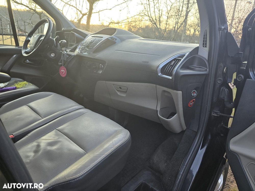 Ford Tourneo Custom 310 L2H1 VA Titanium X - 27