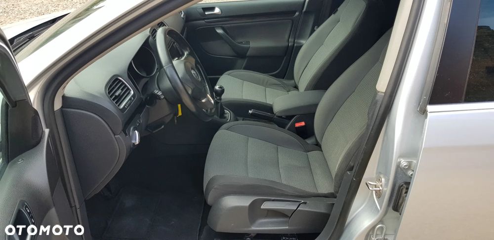 Volkswagen Golf - 9
